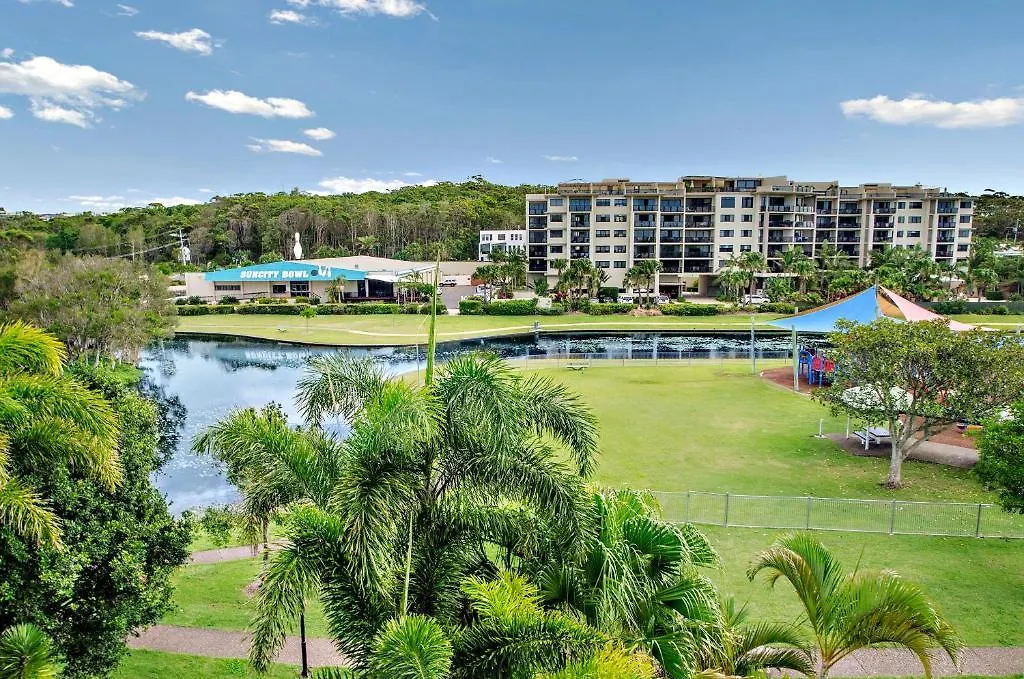 Ocean Boulevard Alexandra Headland 4*,